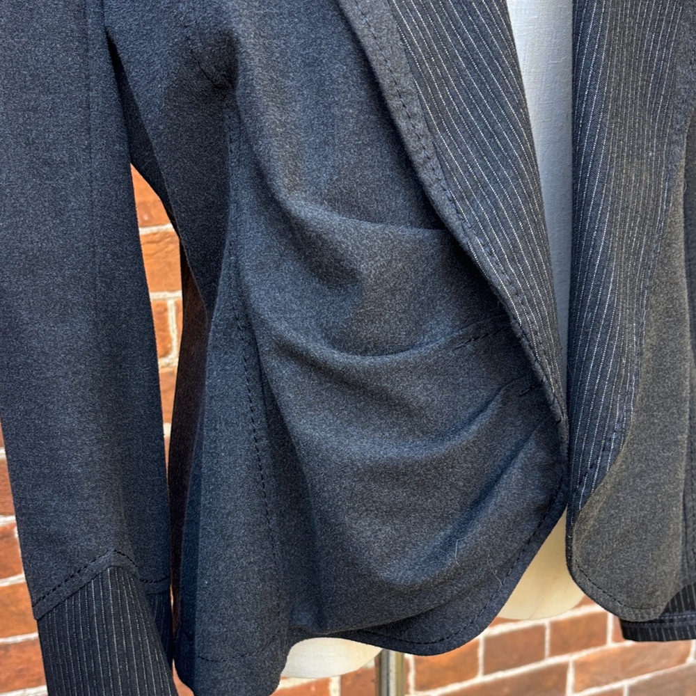 Indies Blazer Charcoal Pinstripe Details - Picture 4 of 9